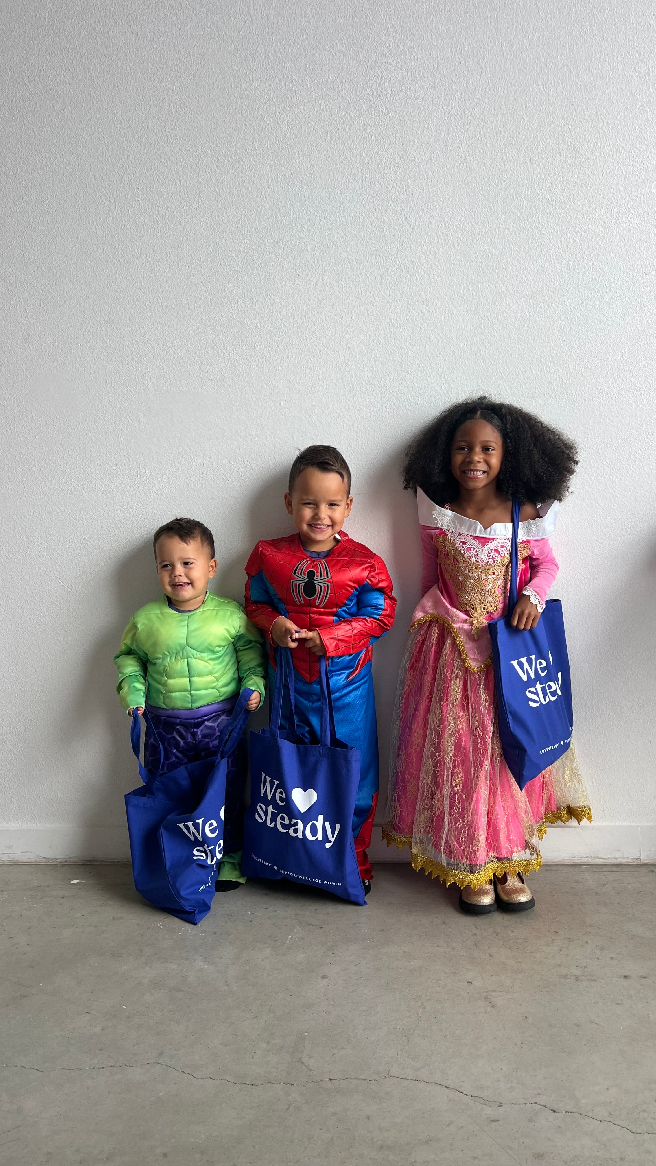 Mom + Mini Halloween Party