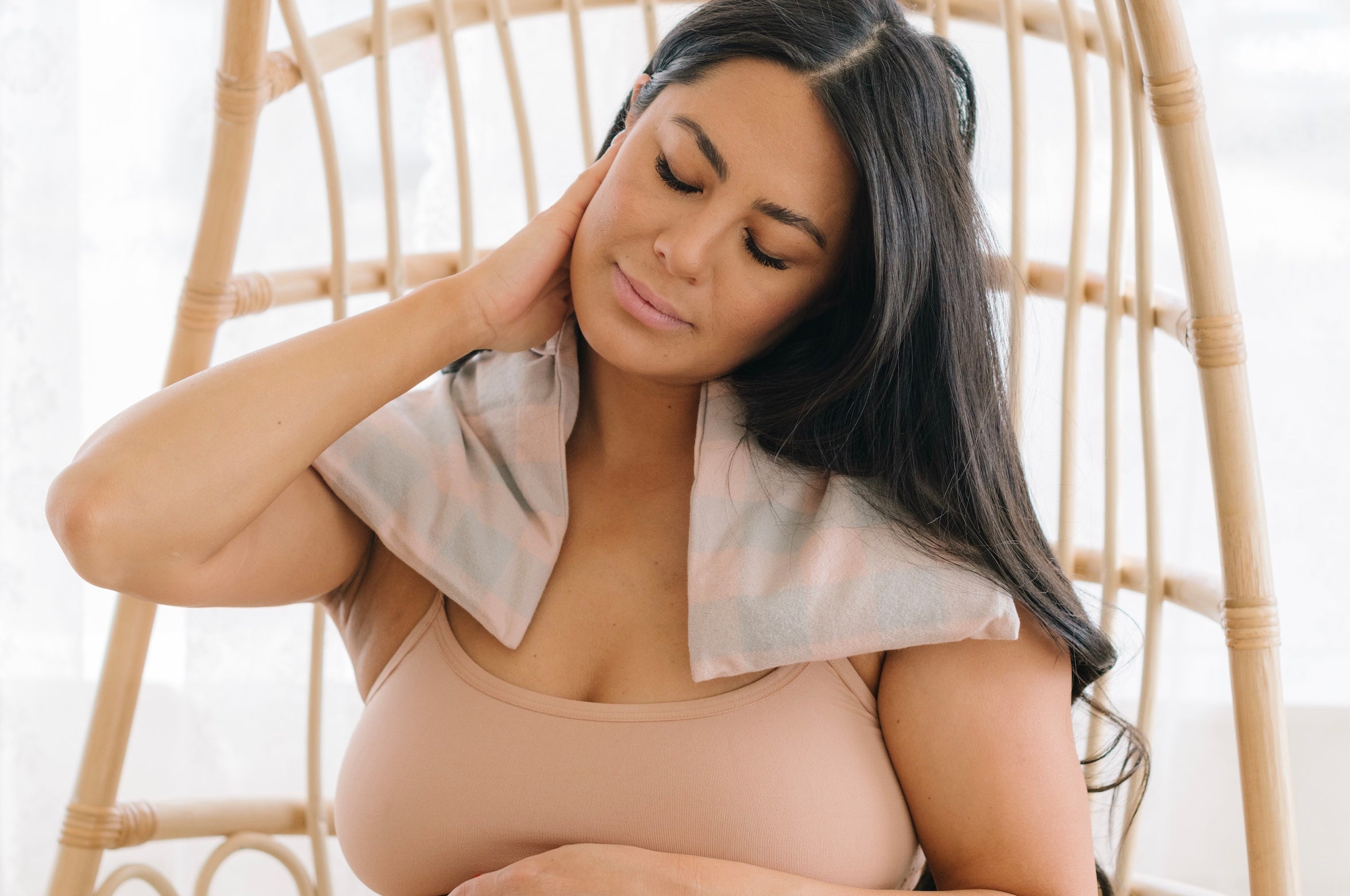 Warm Heating Pad - Neck, Shoulders, Low Back, Cramps